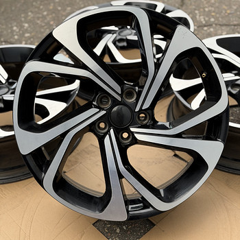 20" Renault originaalveljed 5x114,3 + andurid