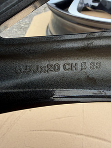 20" Renault originaalveljed 5x114,3 + andurid (8 foto / 10)