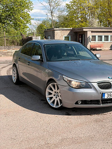 BMW E60 2005 160 кВт (5 фото из 6)