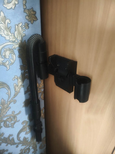 Пылесос беспроводной (3 фото из 4)