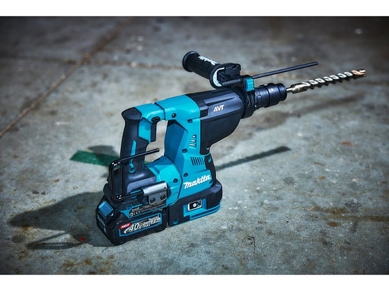 Аккумуляторный перфоратор MAKITA HR002GZ02 XGT 40V