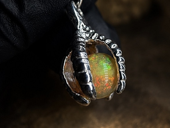 «Tuli küünistes» — Etioopia opaal 1,75 ct