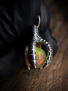 «Tuli küünistes» — Etioopia opaal 1,75 ct (2 foto / 3)