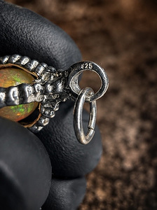 «Tuli küünistes» — Etioopia opaal 1,75 ct (3 foto / 3)