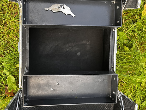 Metallist kohver