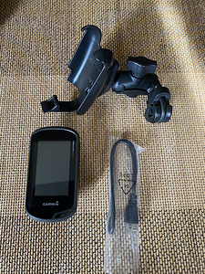 Käsi-GPS Garmin Oregon 600 (1 foto / 7)