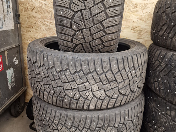 Continental 245/40 R19
