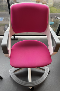 Детский стул Rookee (в Home4You новым 219 euro) (1 фото из 1)