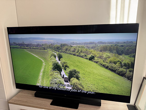 Телевизор Samsung Q90T 65" (1 фото из 2)