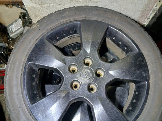 Opel R17 Veljed+Rehvid