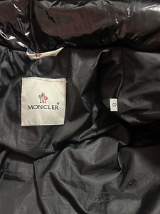 Куртка Moncler (2 фото из 4)