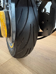 Segway Ninebot G30 MAX (4 foto / 10)