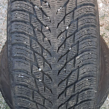 M+S / 255 45 19 / Nokian Hakkapeliitta R3