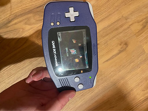 Gameboy Advance (4 foto / 4)