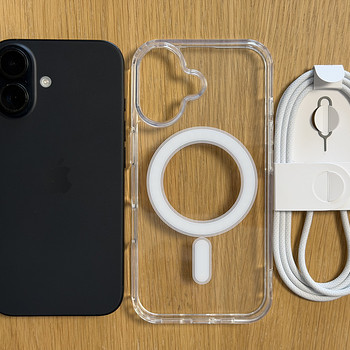 Apple iPhone 16 Black 128GB в хорошем состоянии, аккумулятор 100%. Гарантия