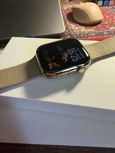 Apple Watch 7 stainless steel gold LTE (3 foto / 7)