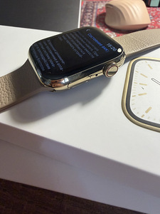 Apple Watch 7 stainless steel gold LTE (7 foto / 7)