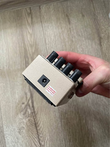 Boss AW-3 Dynamic Wah (5 фото из 5)