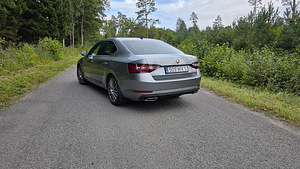 Skoda Superb (5 фото из 6)