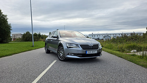 Skoda Superb (4 фото из 6)