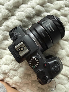 Canon EOS RP + Canon EF 50mm f/1.8 STM, komplekt (3 foto / 8)