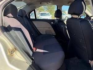 Ford Mondeo Facelift 1.8 81kW (7 foto / 7)