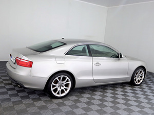 Audi A5 Highline ATM 3.2 195kW (3 foto / 7)