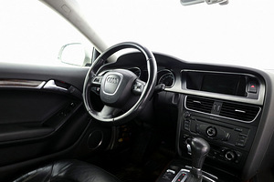 Audi A5 Highline ATM 3.2 195kW (5 foto / 7)