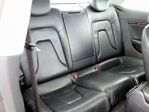Audi A5 Highline ATM 3.2 195kW (7 foto / 7)