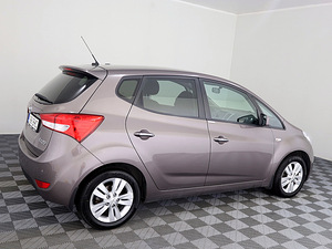 Hyundai ix20 Elegance ATM 1.6 92kW (3 foto / 7)