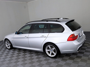 BMW 330 xDrive M-Pakett 3.0 190kW (4 foto / 9)