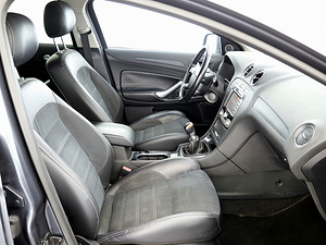Ford Mondeo Titanium 2.0 TDCi 103kW (6 foto / 7)