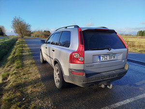 Volvo Xc90 2.4 120 кВт 2005 (2 фото из 10)