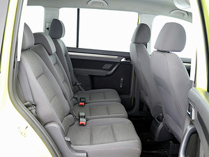 Volkswagen Touran Comfortline FAcelift ATM 1.4 110kW (7 foto / 7)