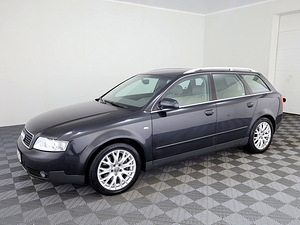Audi A4 Comfortline Quattro ATM 3.0 162kW (2 фото из 7)