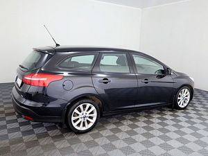 Ford Focus Turnier Comfort 1.0 92kW (3 фото из 7)