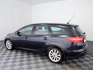Ford Focus Turnier Comfort 1.0 92kW (4 фото из 7)