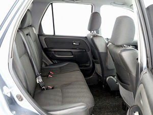 Honda CR-V Elegance ATM 2.0 110kW (7 фото из 7)
