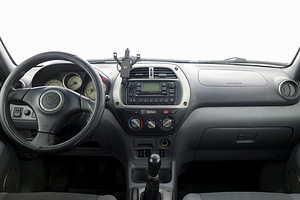 Toyota RAV4 Comfort 4x4 2.0 110kW (5 фото из 7)