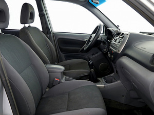 Toyota RAV4 Comfort 4x4 2.0 110kW (6 фото из 7)
