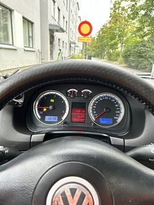 VW Golf IV, 1,9 96 кВт, автомат, 2005 (12 фото из 14)