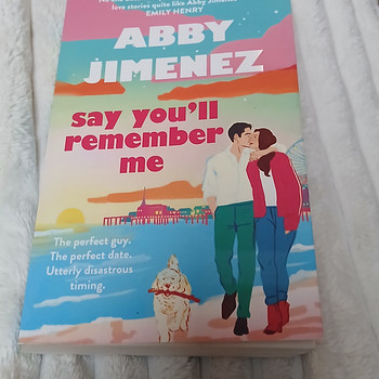 Raamat. Say you'll remember me