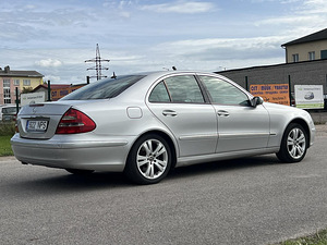 MERCEDES-BENZ E 220 CDI (7 фото из 10)