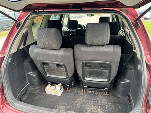 TOYOTA AVENSIS VERSO (10 фото из 10)