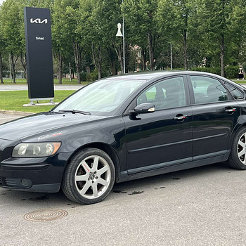 VOLVO S40
