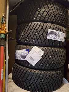 Goodyear ULTRA GRIP ICE ARCTIC 195/50R16 88T (1 фото из 1)