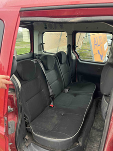 PEUGEOT PARTNER (7 фото из 7)