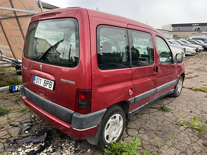 PEUGEOT PARTNER (5 фото из 7)