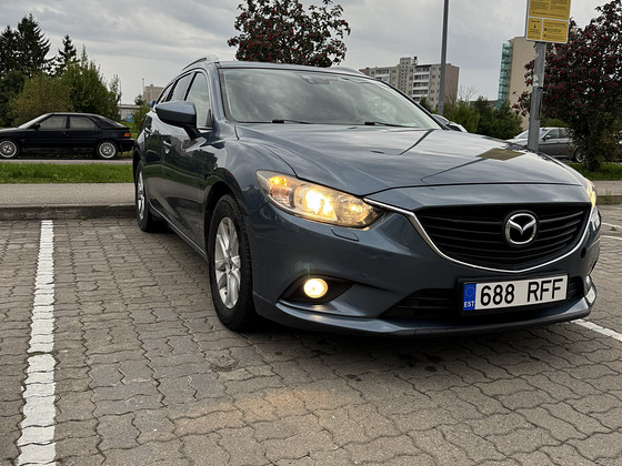 Mazda 6