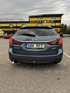 Mazda 6 (11 фото из 12)